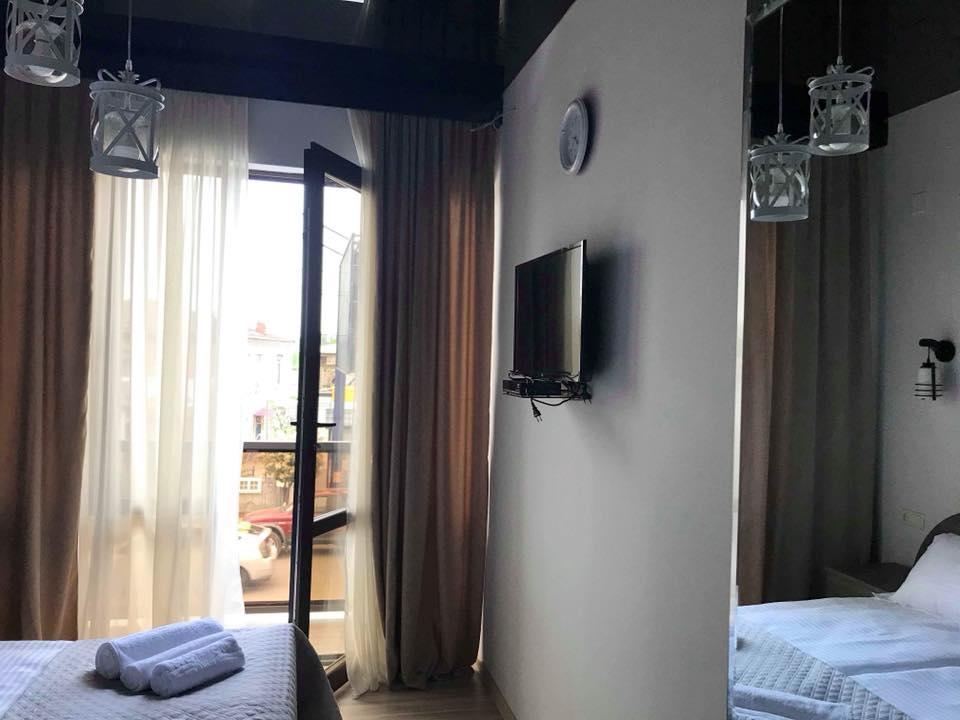 Lazika Hotel Zugdidi Exterior foto